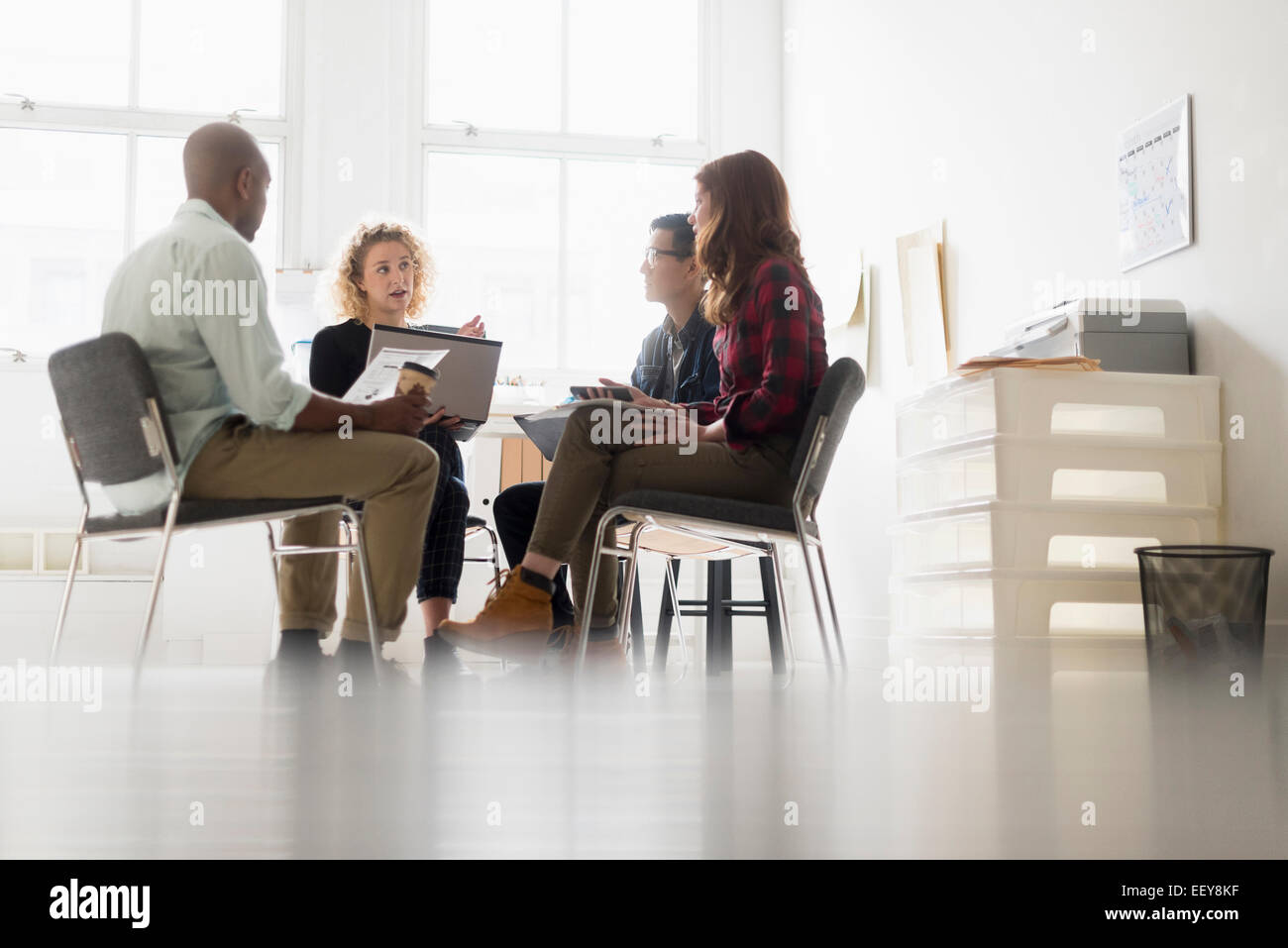 Freunde, die Business-Meeting im Büro Stockfoto