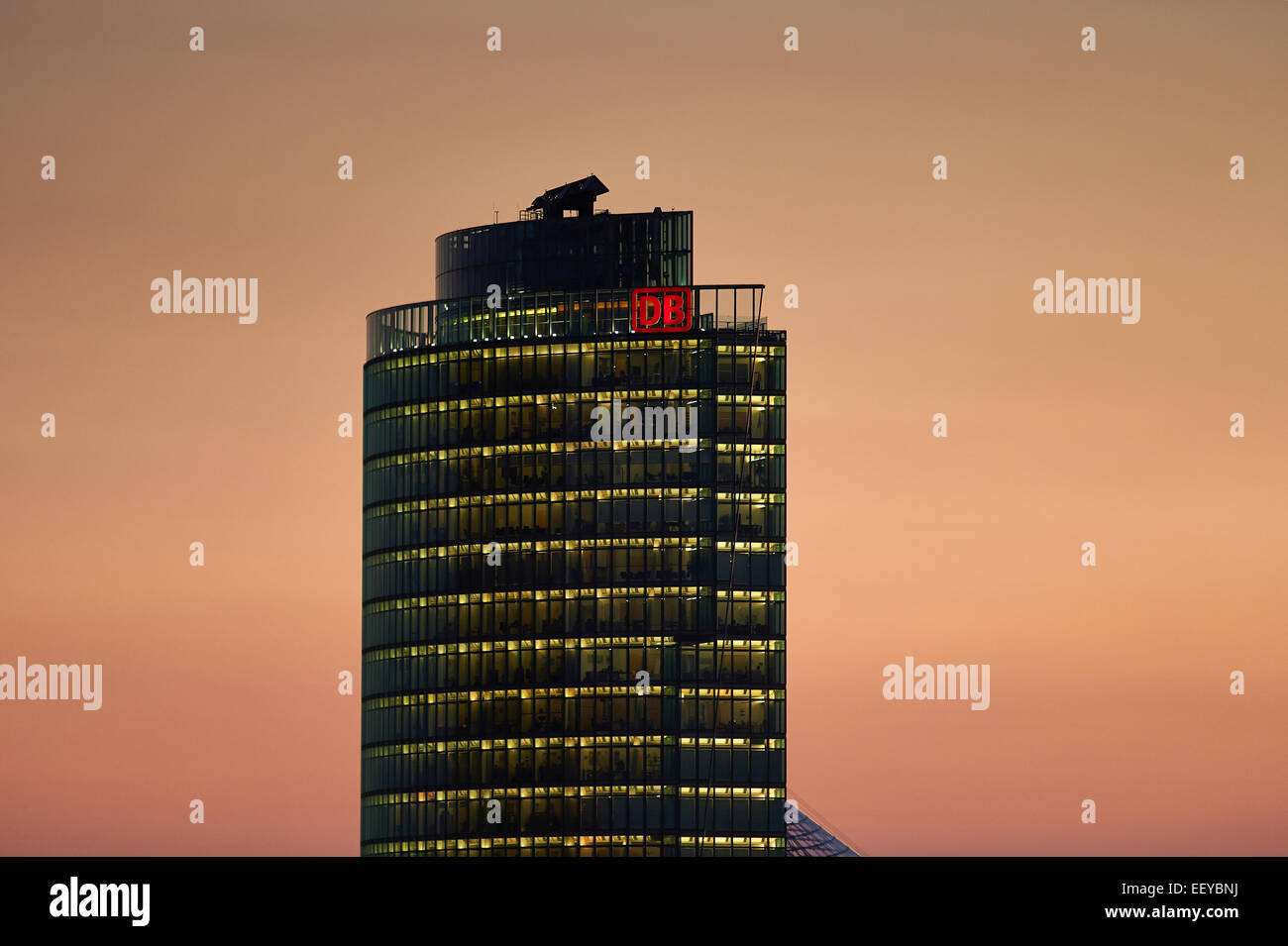 Berlin, Deutschland, den BahnTower am Potsdamer Platz Stockfotografie