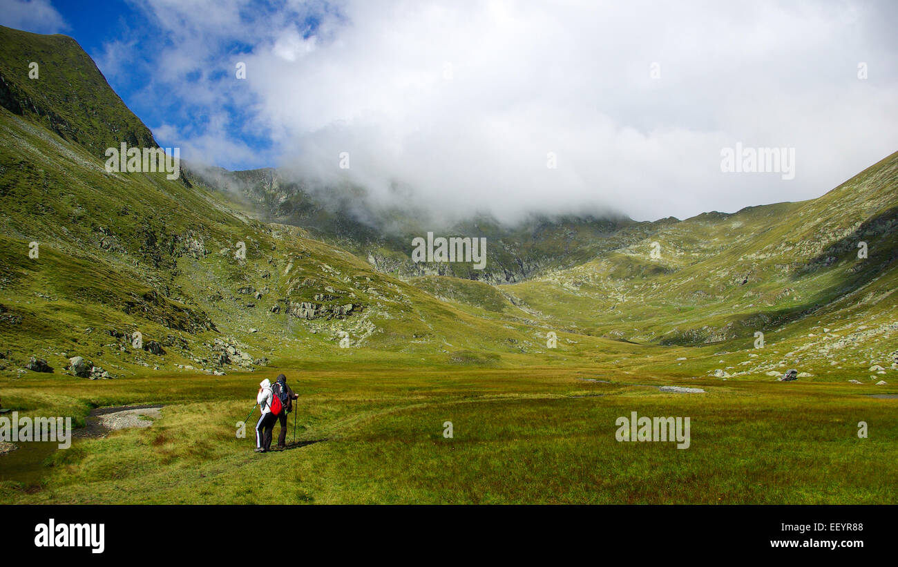 Der Weg zum Moldoveanu-Gipfel, der höchste Gipfel im rumänischen Karpaten Transsilvanien Stockfoto