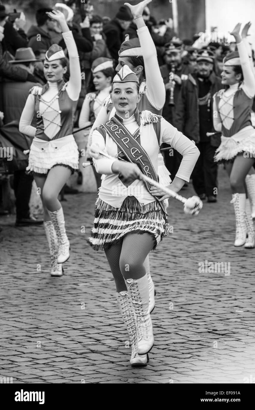 Majoretten in Piazza del Ppolo, Rom, Italien Stockfoto