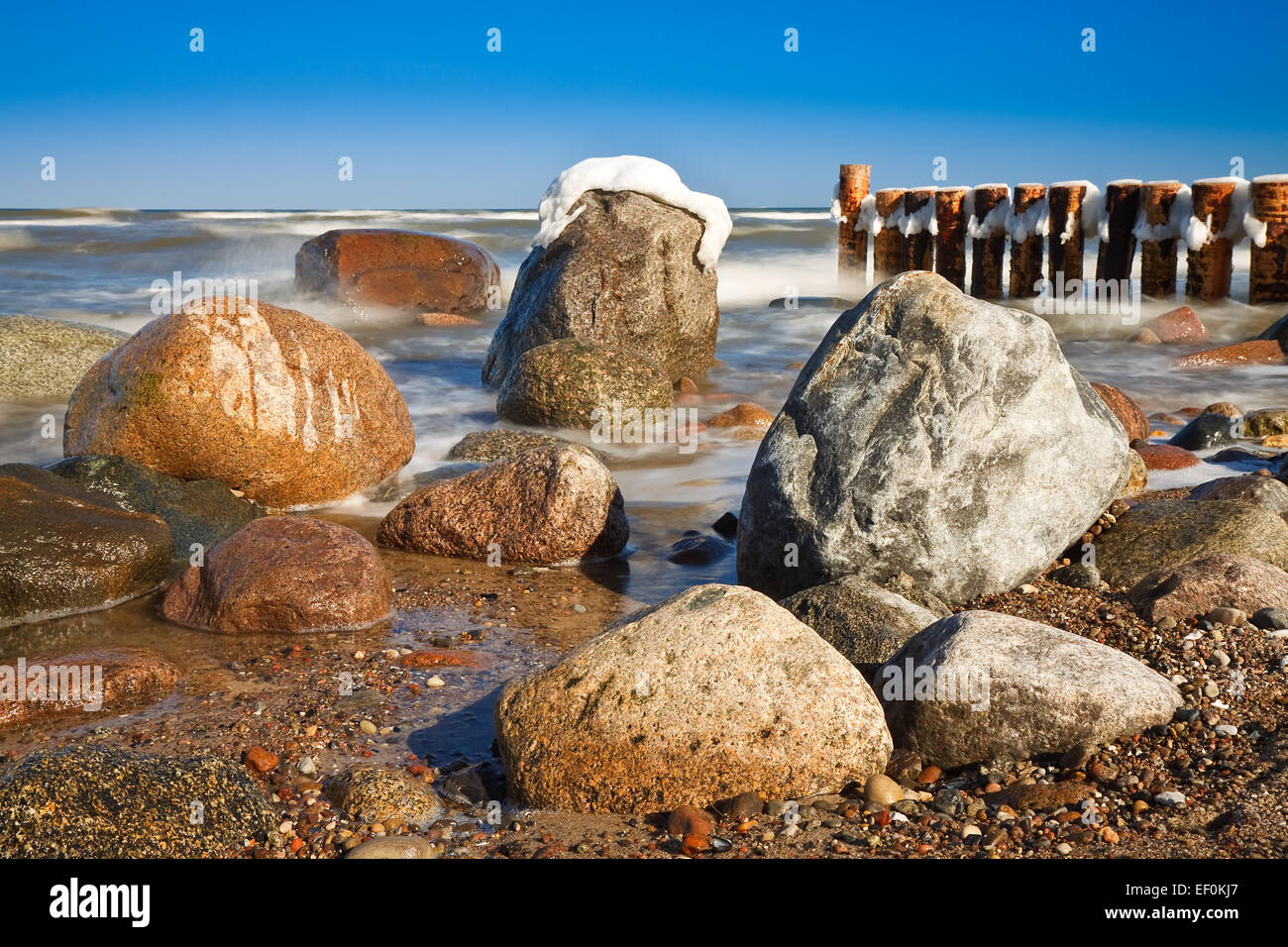Winter an der Ostseeküste. Stockfoto