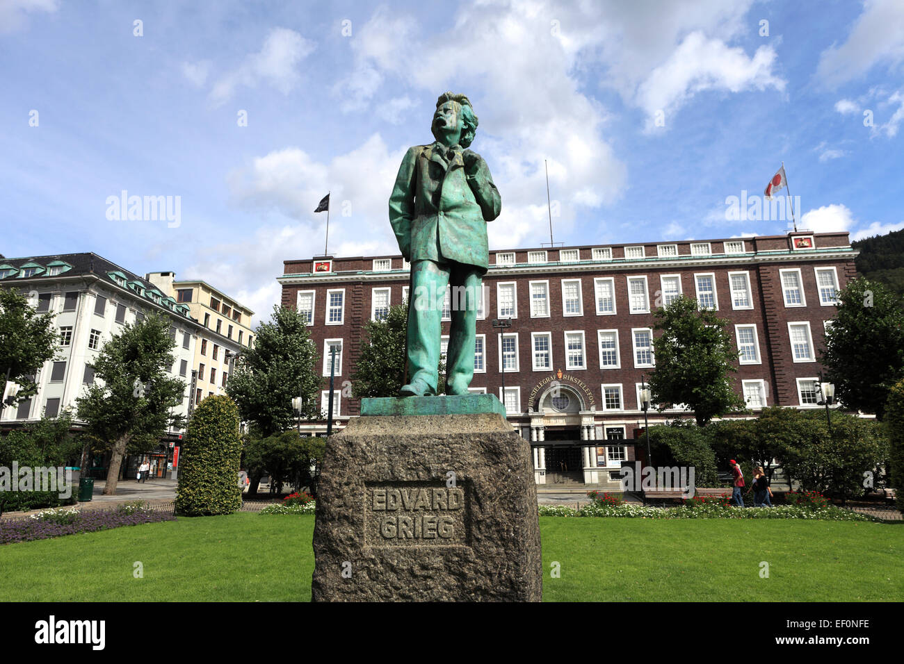 Edvard Grieg-Statue in Festplassen Gärten, Stadt Bergen, Hordaland Region, Norwegen, Skandinavien, Europa. Stockfoto