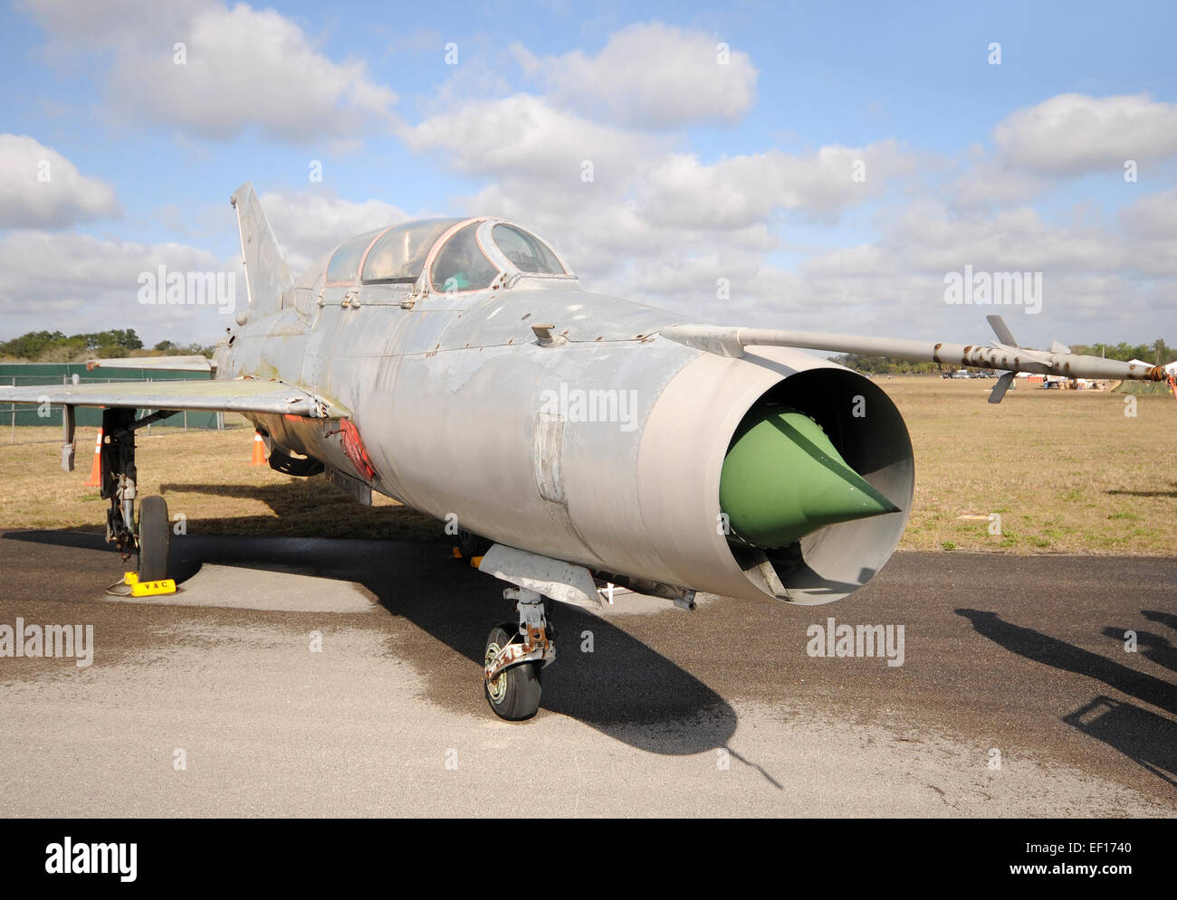 Zeit des Kalten Krieges sowjetischen Kampfjet jetzt in einem schlechten Zustand Stockfoto