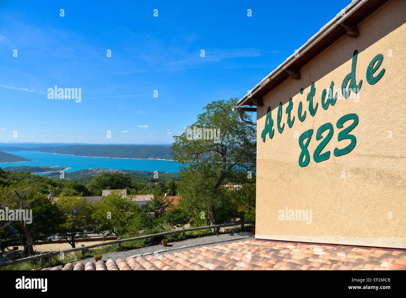 Blick am See St Croix von Hotel Höhe 823 Aiguines Provence Frankreich Stockfoto