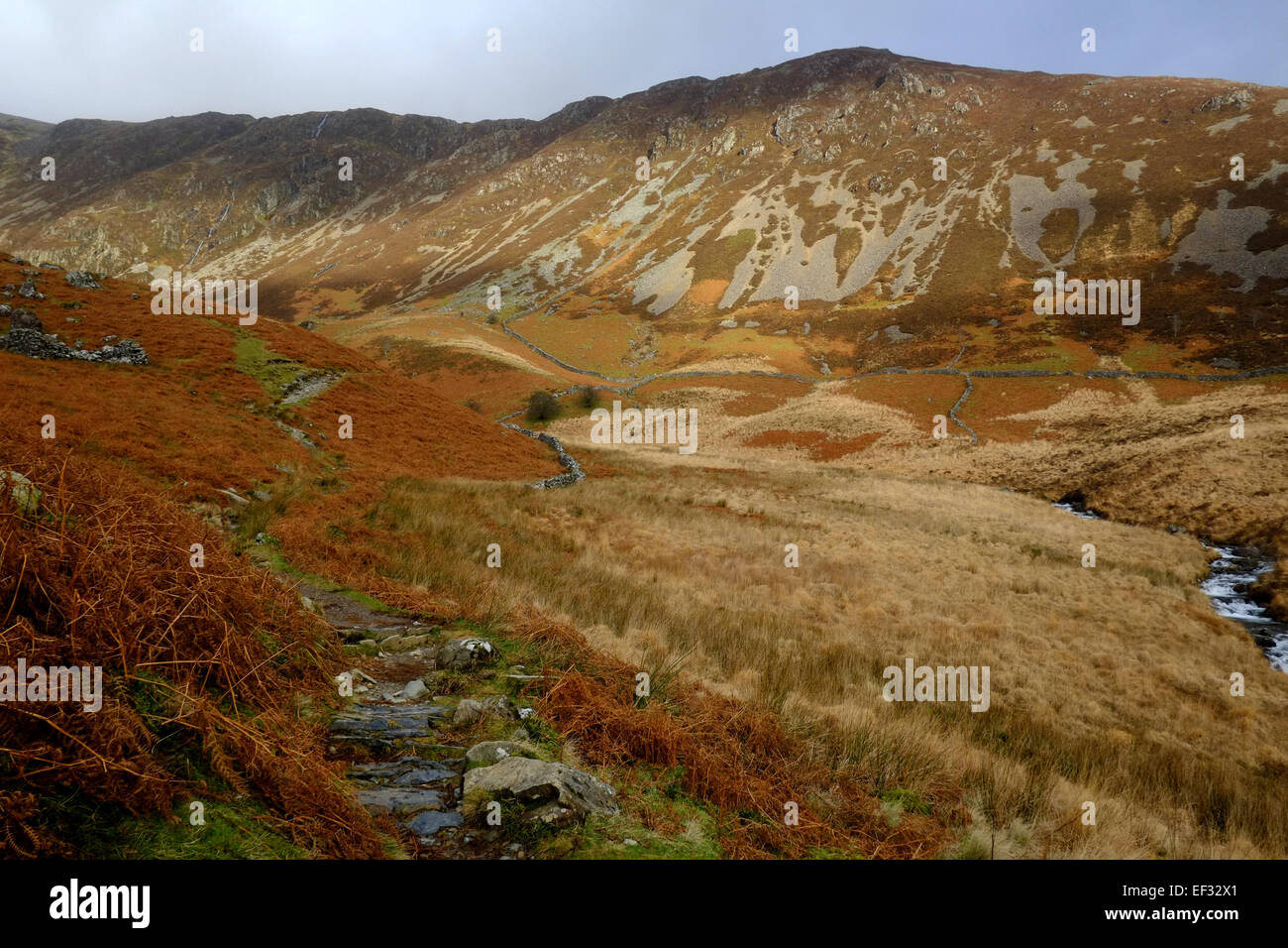 Im Winter geht es auf Cadair Idris Stockfoto