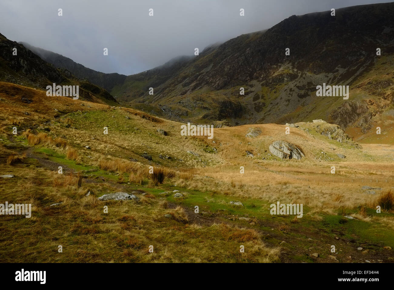 Im Winter geht es auf Cadair Idris Stockfoto