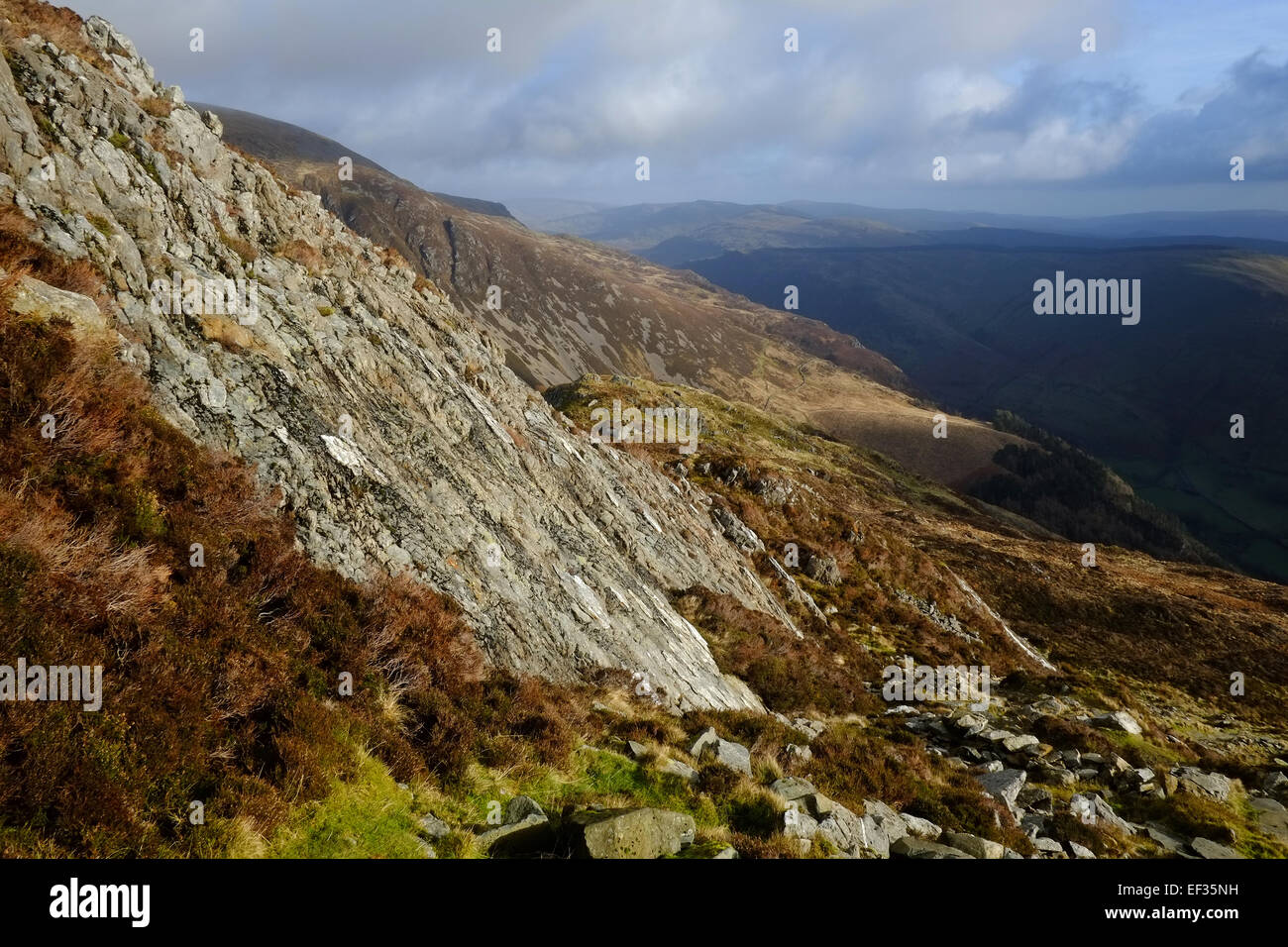 Im Winter geht es auf Cadair Idris Stockfoto