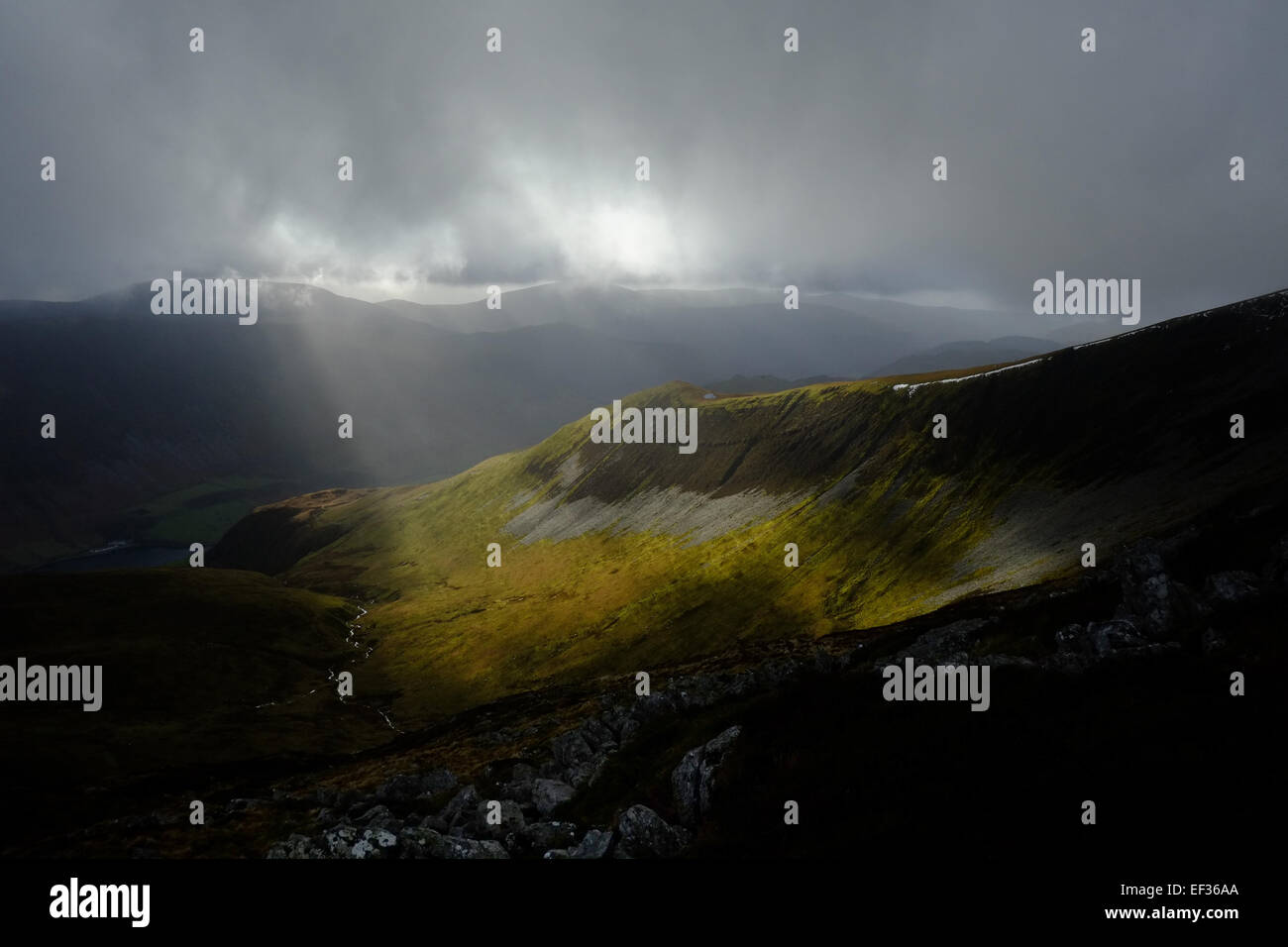 Im Winter geht es auf Cadair Idris Stockfoto