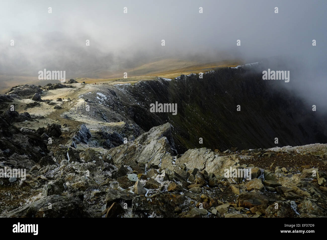 Im Winter geht es auf Cadair Idris Stockfoto