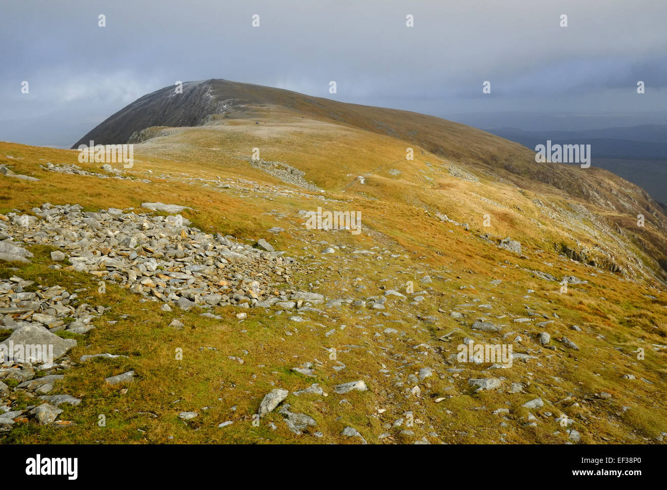 Im Winter geht es auf Cadair Idris Stockfoto