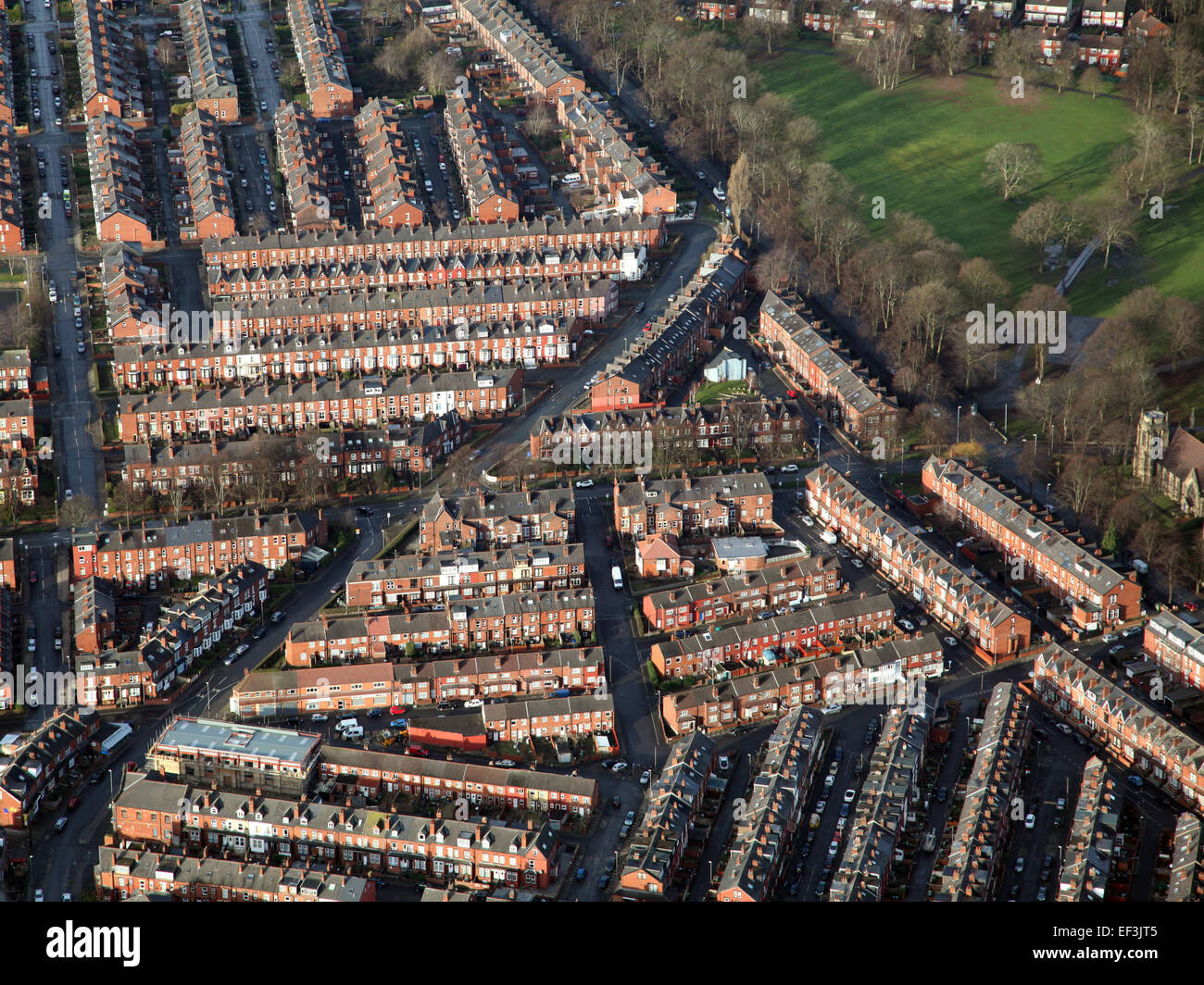 Luftaufnahme der Rücken an Rücken Gehäuse in Leeds, West Yorkshire, Großbritannien Stockfoto