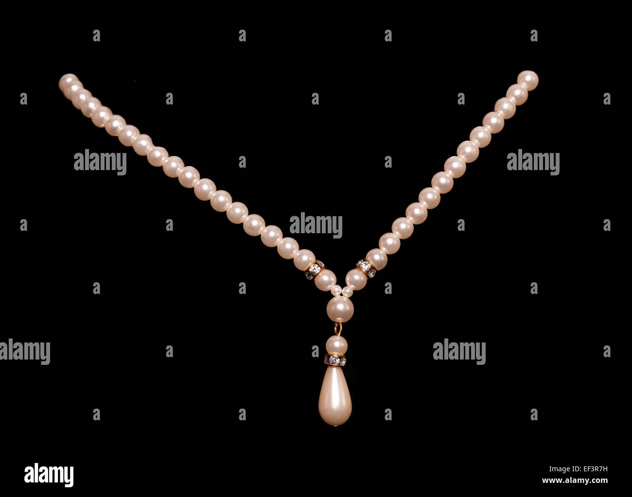 Perlenkette Studio Ausschneiden Stockfoto