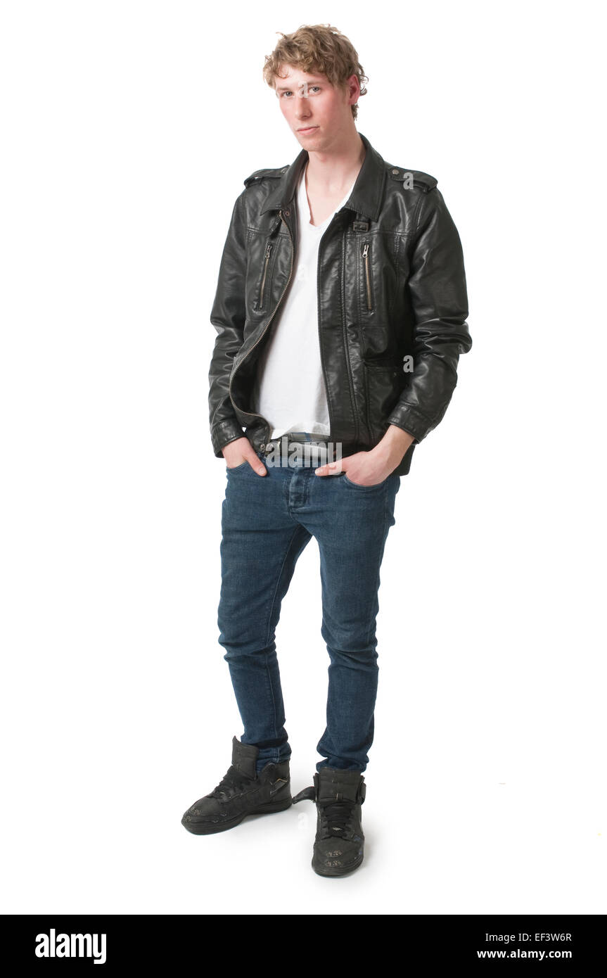Mann trägt Lederjacke Stockfoto