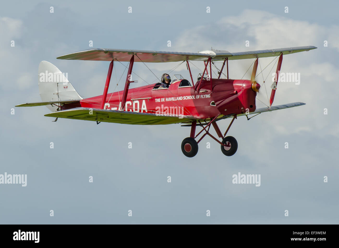 Tiger Moth G-ACDA war der Prototyp Gipsy große angetriebene DH82A Tiger Moth und trat der de Havilland Schule des Fliegens im Jahre 1933 Stockfoto