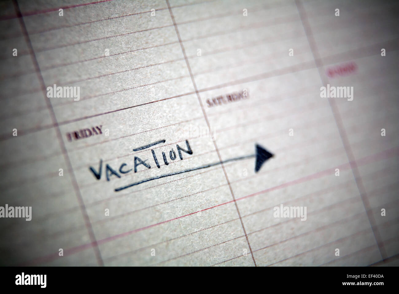 "Urlaub" geschrieben auf Kalender Stockfoto