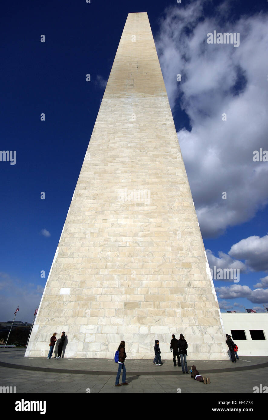 Washington Monument-Obelisken mit Ultra-Weitwinkel-Perspektive Stockfoto