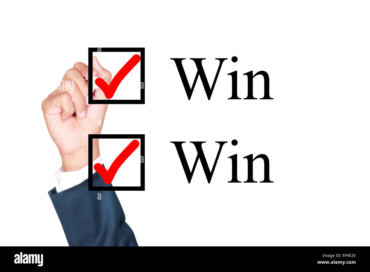 sagen gewinnen Teilstrich auf Checkbox von Geschäftsmann auf Whiteboard weißen Hintergrund zeichnen Stockfoto
