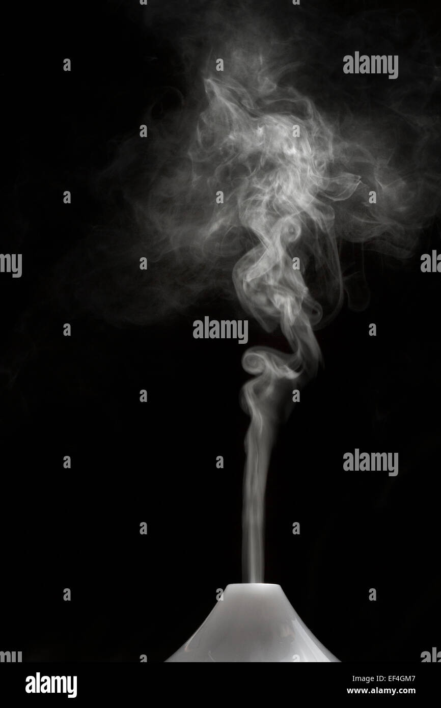 Hintergrundbeleuchtung auf Rauch Stockfoto