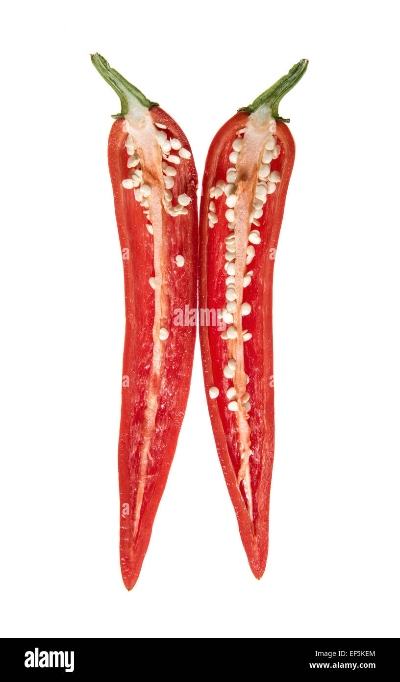 Zwei Hälften rote Chili Pfeffer Ausschnitt Stockfoto
