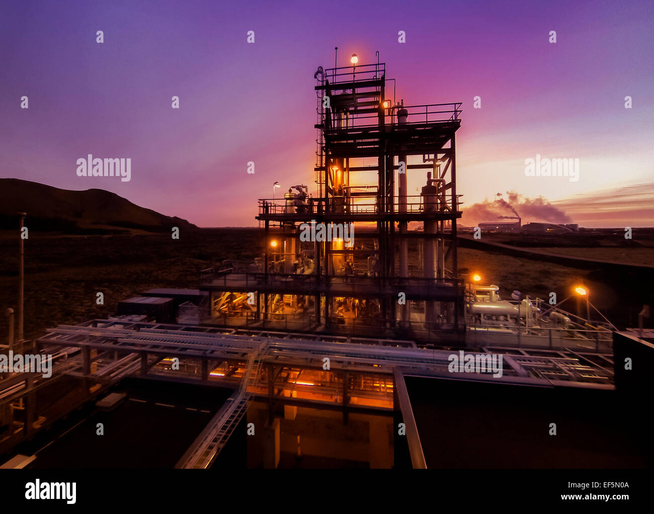 Co2-Recycling mit Geothermiekraftwerk svartsengi im Hintergrund, reykjanes, Island Stockfoto