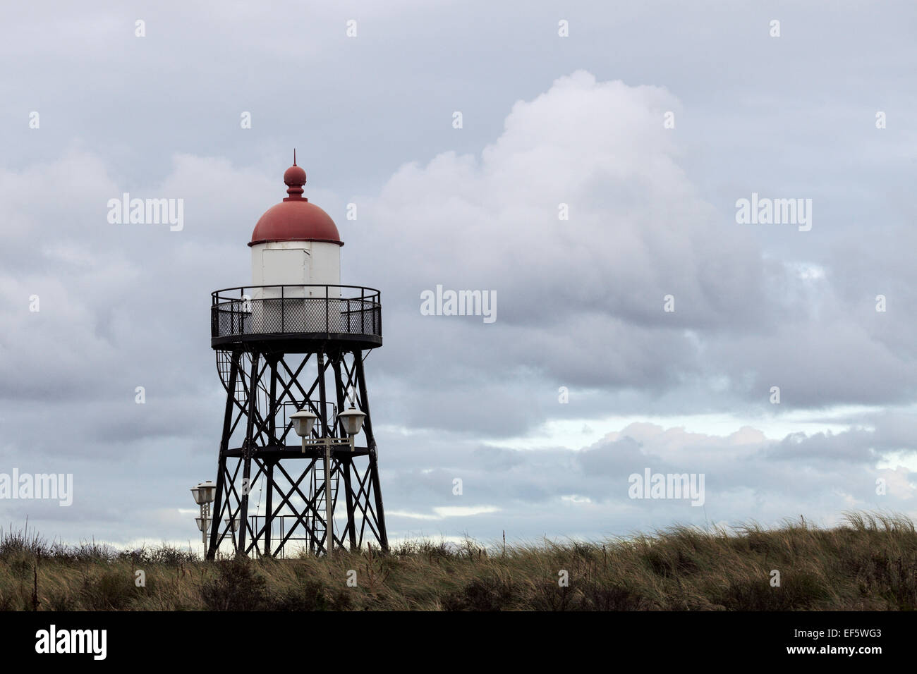 Kleiner Leuchtturm in Scheveningen, den Haag, Niederlande. Stockfoto