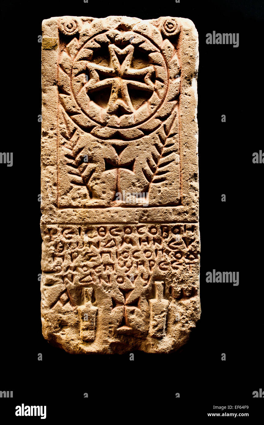 Fragmentieren Sie monumentale Relief Tempel von Montu 18 Dynastie Herrschaft von Thutmosis III 1479-1425 Ägypten ägyptische (Vatican Museum Rom-Italien) Stockfoto