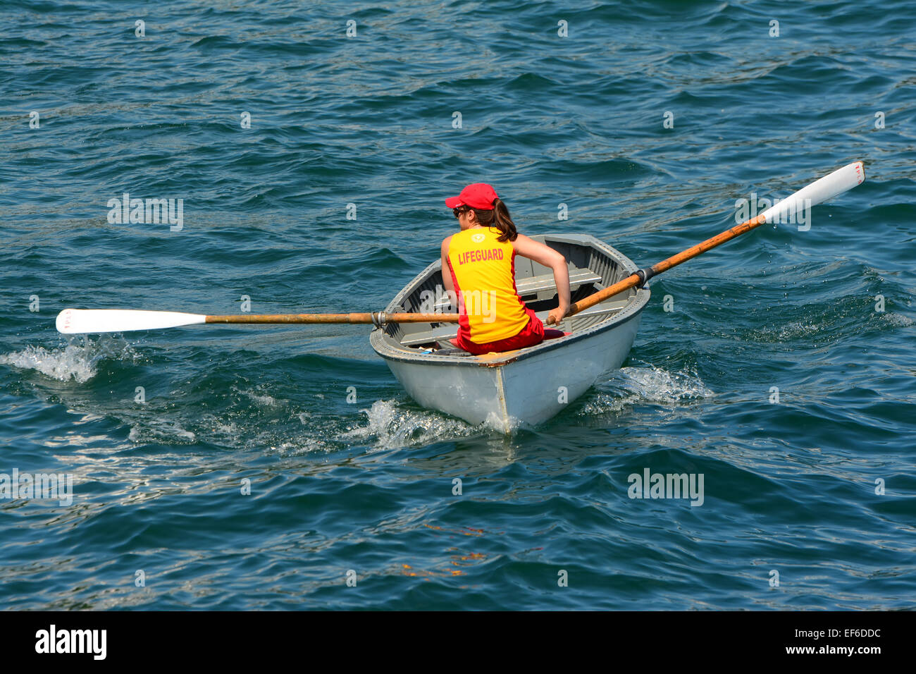 Rettungsschwimmer Ruderboot Stockfoto