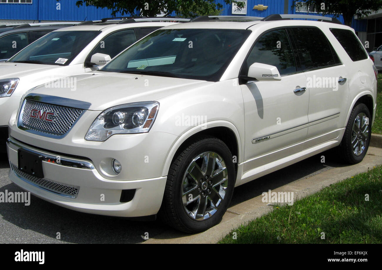 GMC Acadia Denali 05 06 2011 Stockfoto