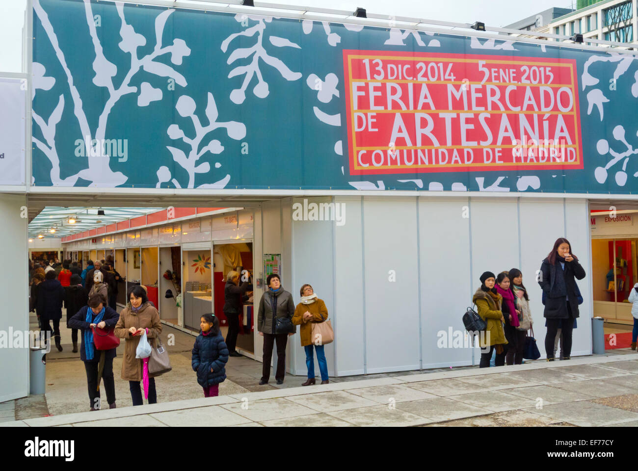 Weihnachten Handwerk Markt, Plaza de Espana, Madrid, Spanien Stockfoto