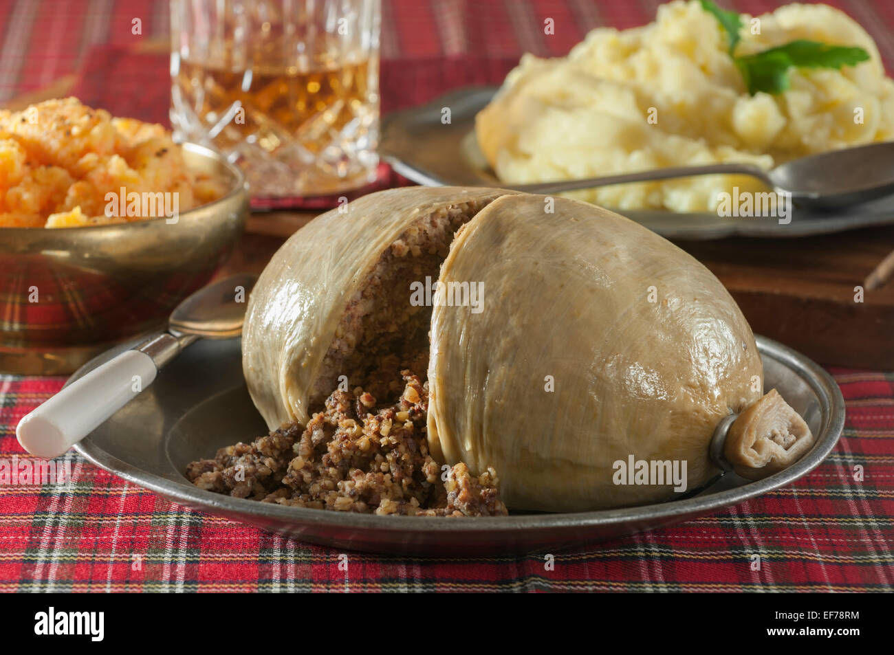 Haggis, Neeps und Tatties. Schottland-Essen Stockfotografie - Alamy
