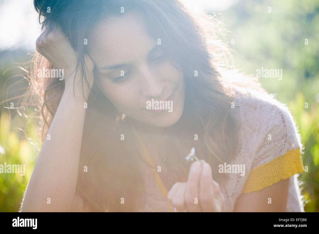 Schöne Frau Tagträumen Stockfoto