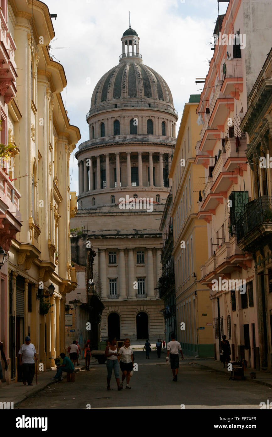 Straßenbild und Kapitol in Havanna, Kuba Stockfoto