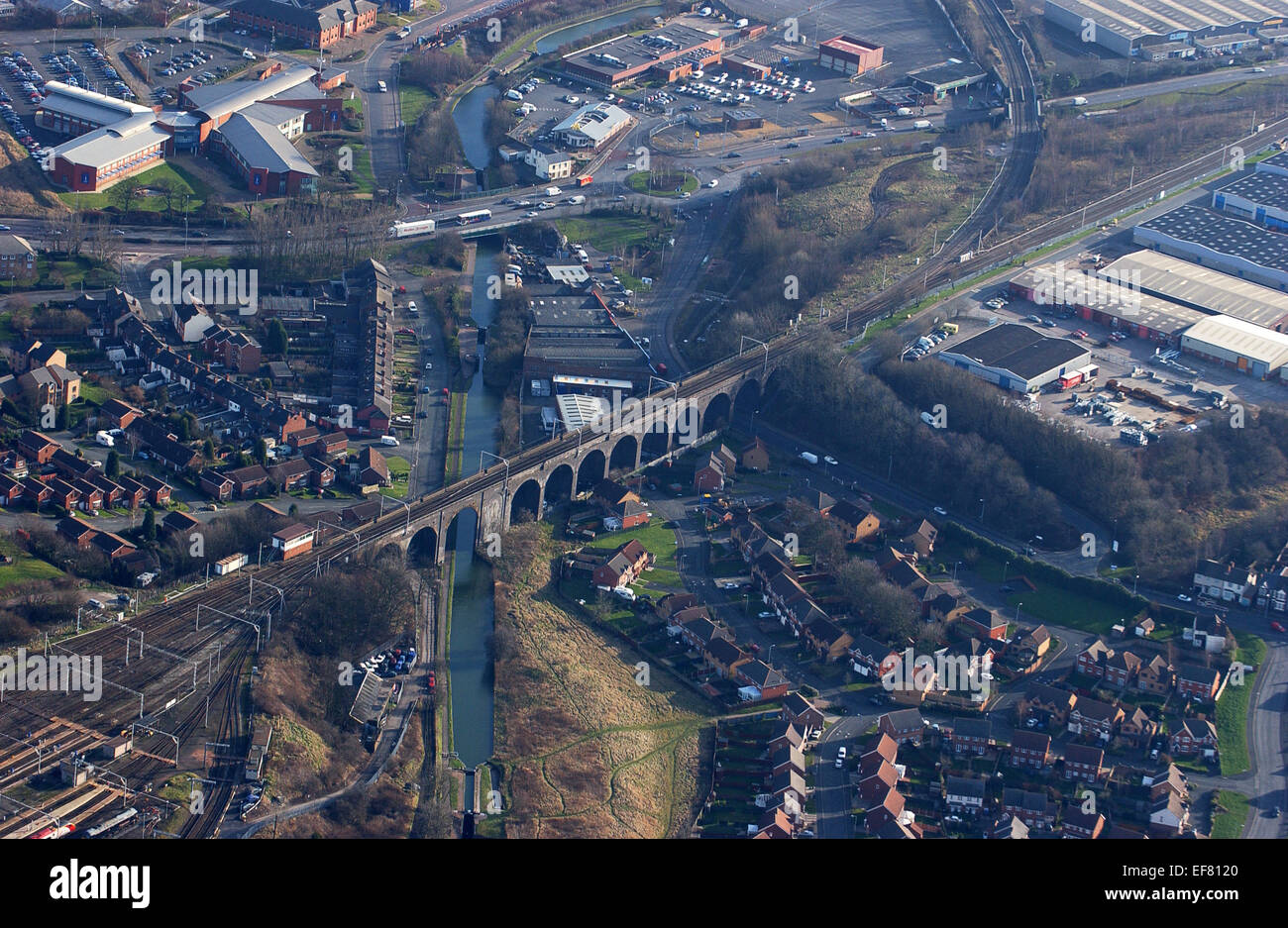 Luftbild Wolverhampton Eisenbahn-Viadukt und Kanal Uk Stockfoto