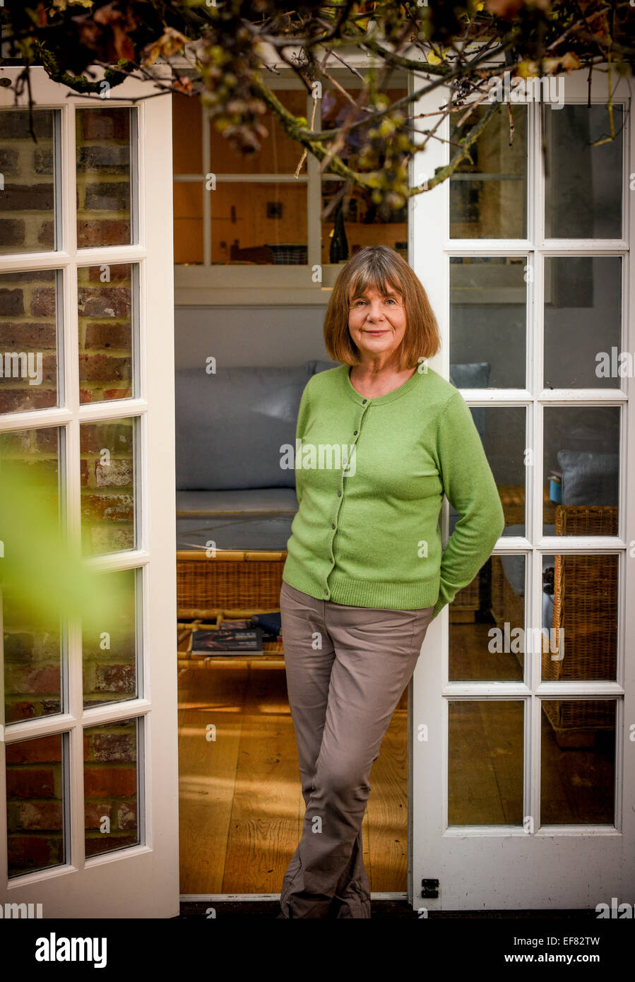 Autor und Dramatiker Julia Donaldson MBE an ihre Heimat West Sussex. Ihre Bücher umfassen die Gruffalo und Zimmer auf dem Besen. Stockfoto