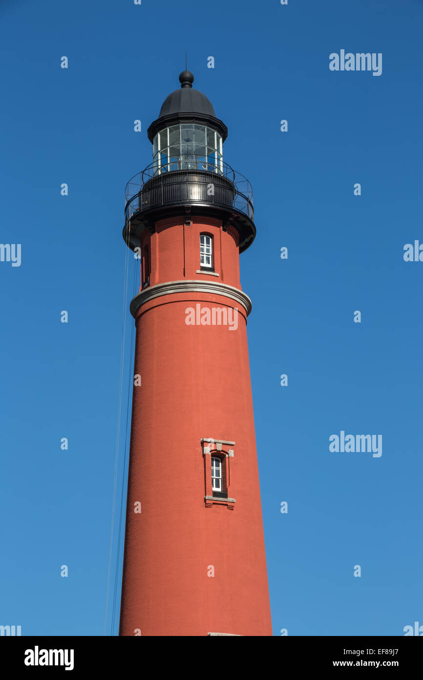 Ponce de Leon Inlet Leuchtturm befindet sich auf Ponce Inlet in der Nähe von Daytona Beach, Florida Stockfoto