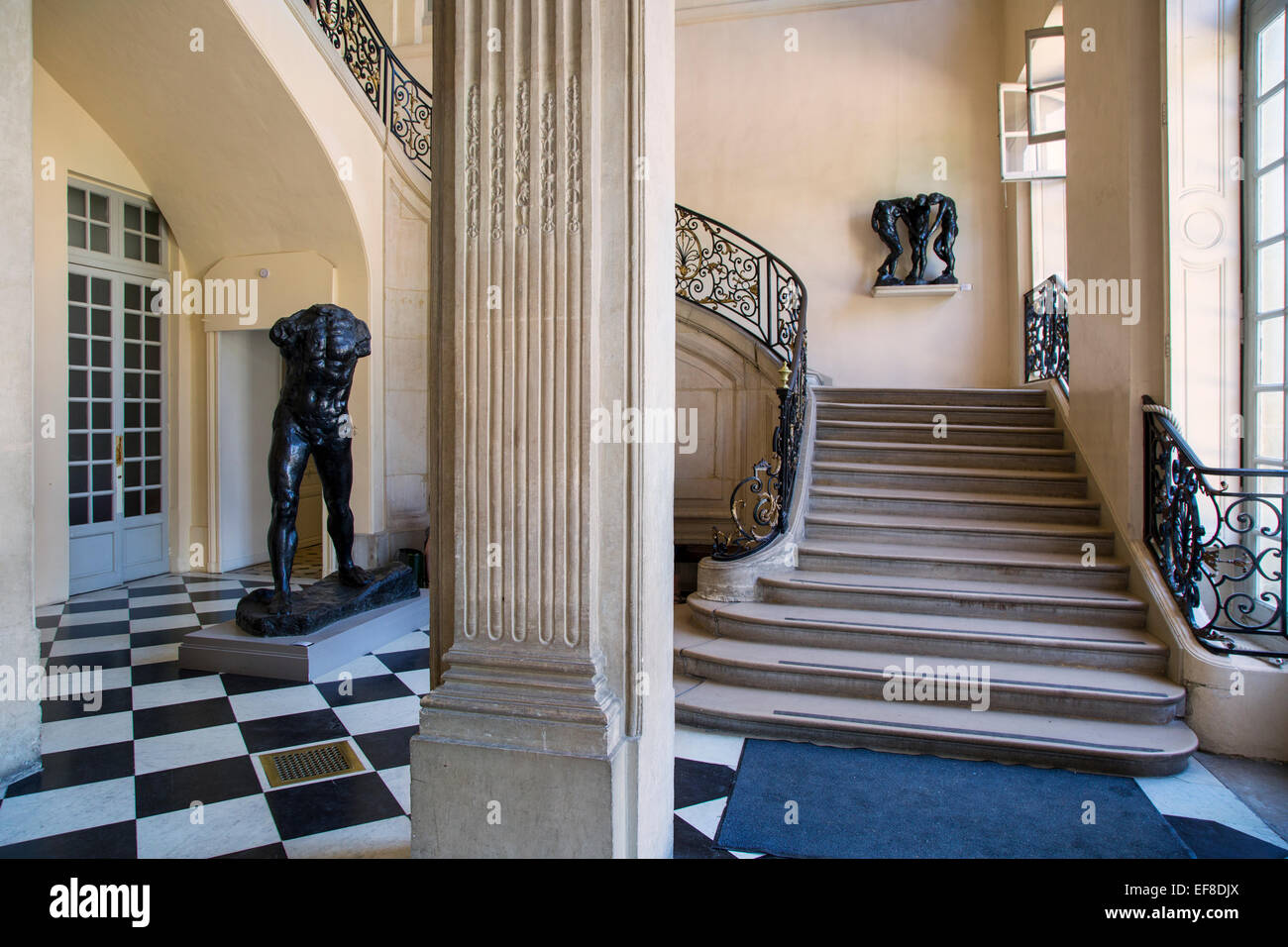 Eintrag und vorderen Treppenhaus im l ' Hotel Biron, Musée Rodin, Paris Frankreich Stockfoto