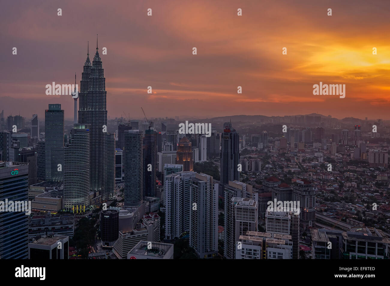 Malaysia, Kuala Lumpur, Sonnenuntergang über der Stadt Stockfoto