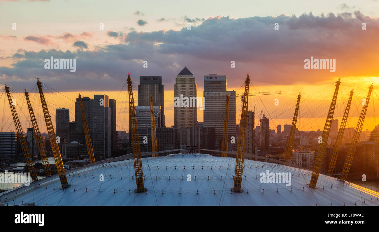 Canary Wharf und die O2 Arena, London, England, Großbritannien Stockfoto