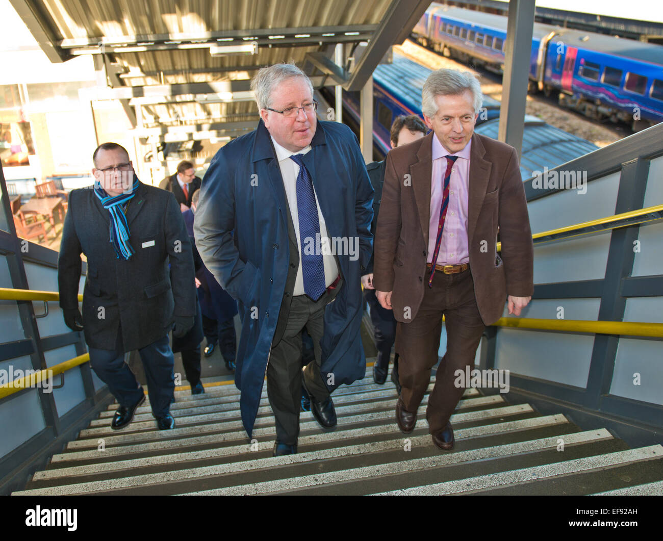 Gloucester, Großbritannien. 29. Januar 2015. Minister für Verkehr Patrick McLoughlin macht einen ministerielle Besuch in Gloucester Railway Station. Bildnachweis: Charlie Bryan/Alamy Live News Stockfoto