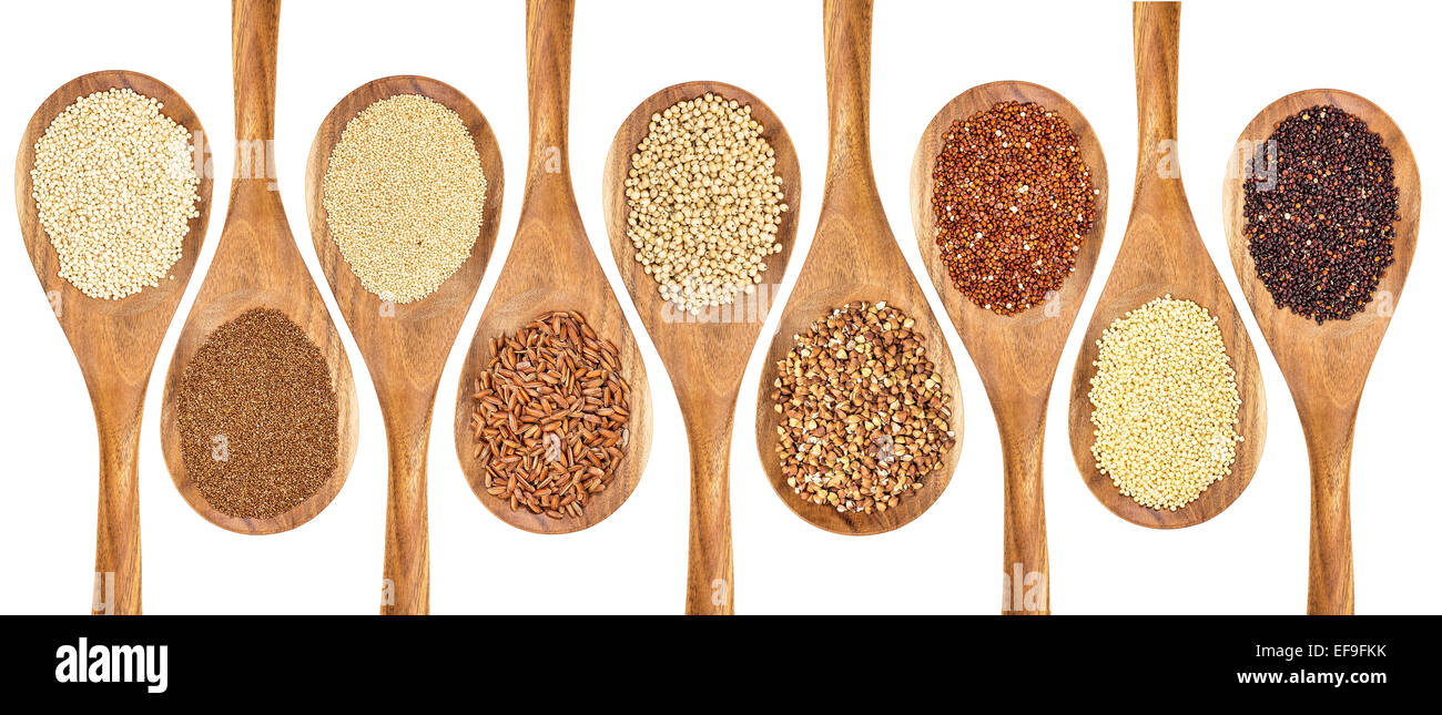 eine Vielzahl von Gluten freie Körnern (Buchweizen, Amaranth, brauner Reis, Hirse, Sorghum, Teff, schwarz, rot und weiß Quinoa) Stockfoto