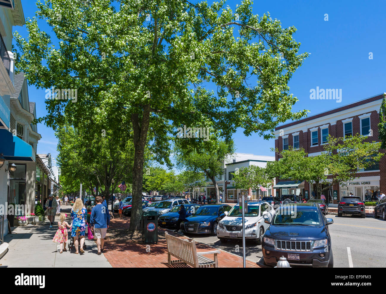 Hauptstraße in das Dorf von Southampton, Suffolk County, Long Island, NY, USA Stockfoto