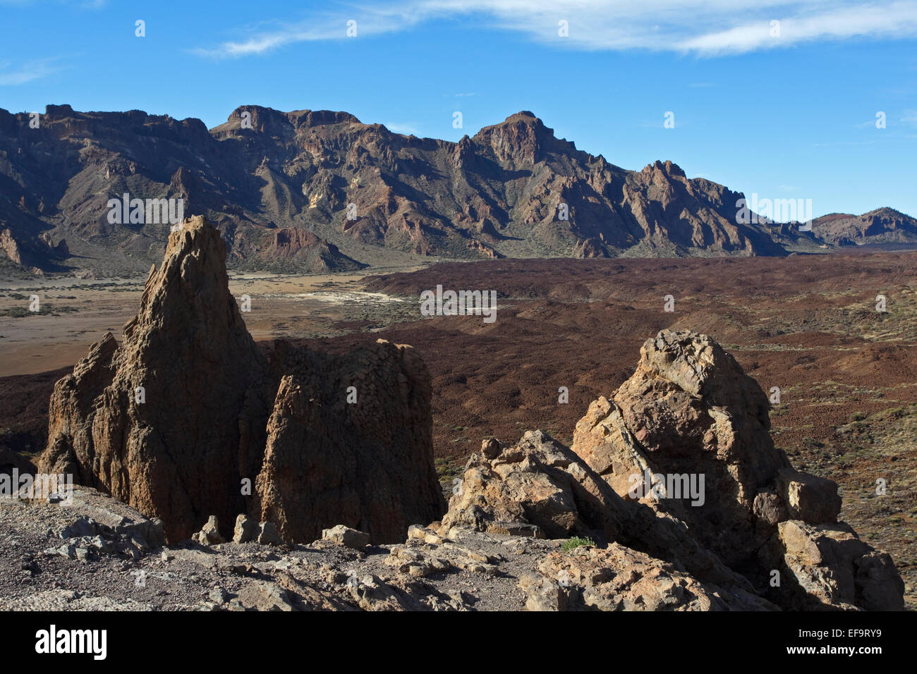 La Catedral vor Roques del Almendro, El Sombrerito und Llano de Ucanca, Las Cañadas del Teide Nationalpark Teide, Stockfoto