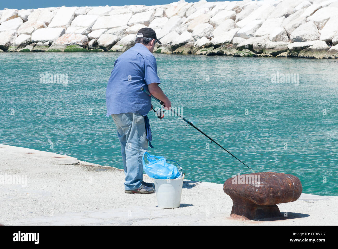 Stein-Pier in Rimini, Italien Stockfoto