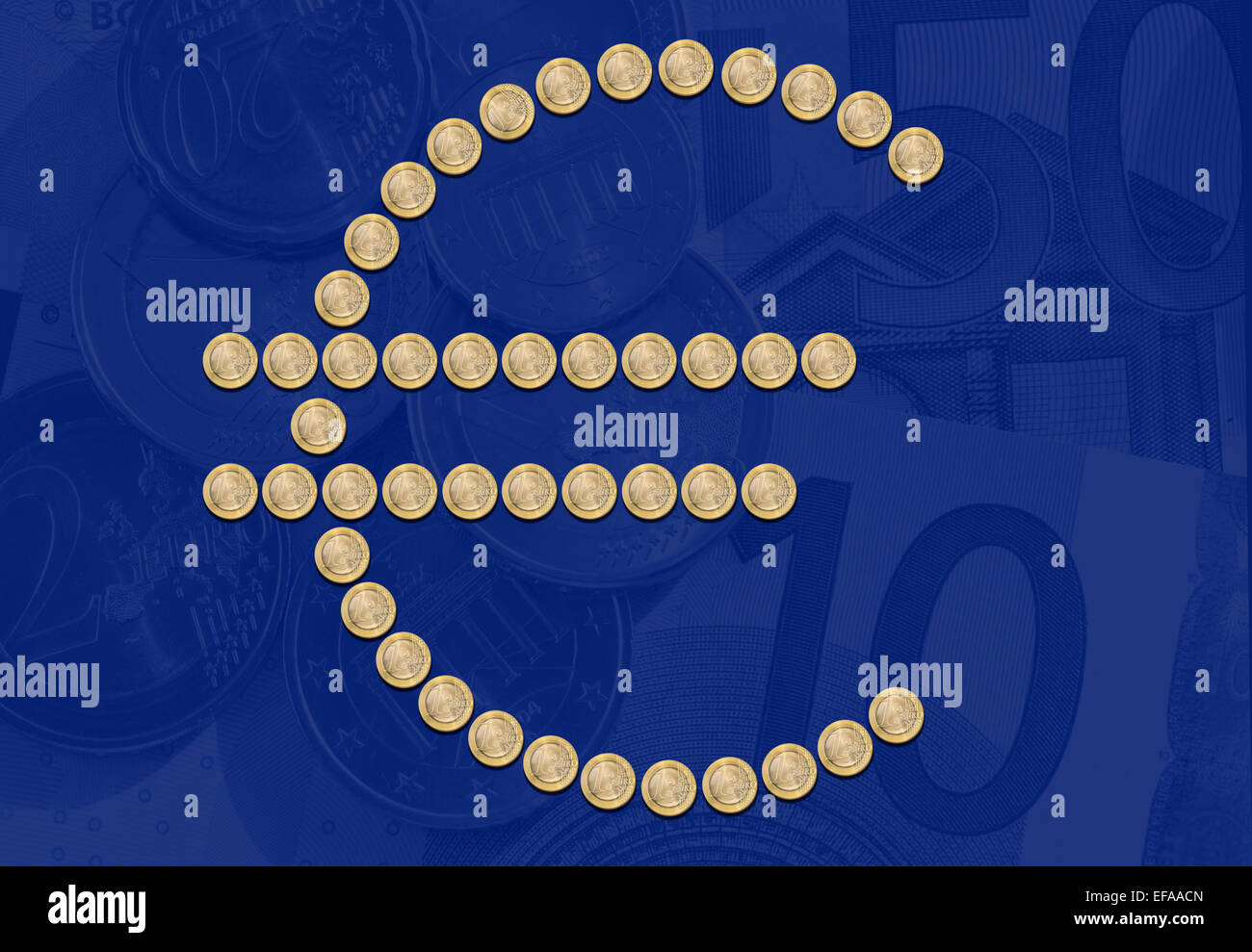 Gruppe von einem Euro-Münzen als Euro-Symbol auf verblasste Euro Geld Hintergrund gebildet Stockfoto