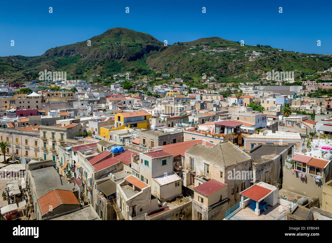 Blick auf die Stadt Lipari Stockfoto