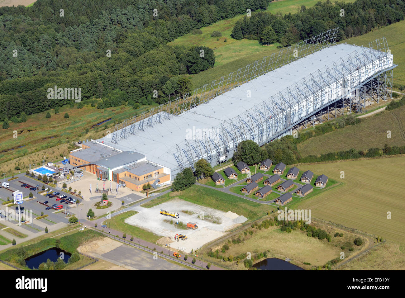 Bispingen Snow Dome Indoor Ski Halle Luftaufnahme Bispingen 