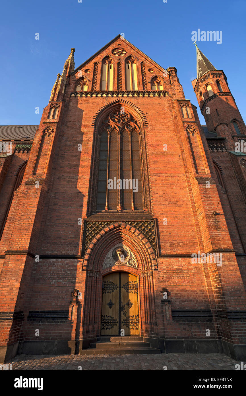 Neugotische St. Pauls Kirche, 1863-1869 erbaut, im Abendlicht, Schwerin, Mecklenburg-Western Pomerania, Deutschland Stockfoto