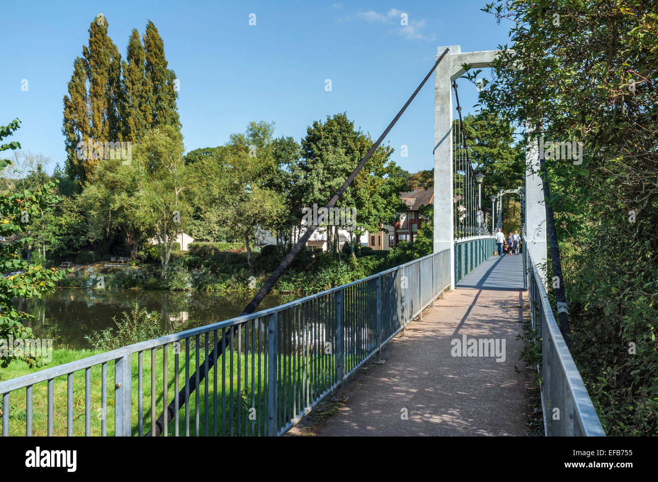 Hängebrücke über den Fluss Exe in Exeter Quays Stockfoto
