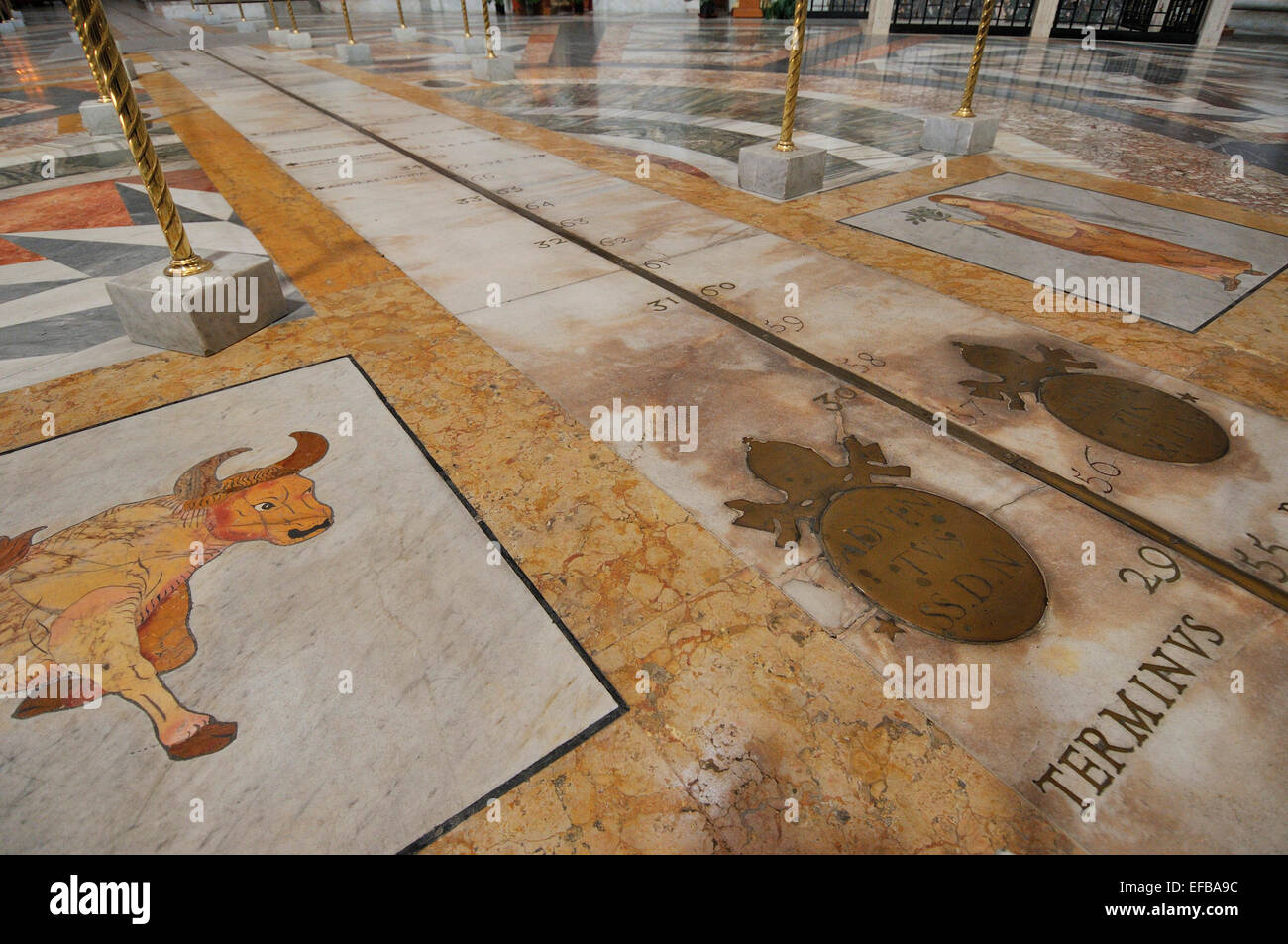 Die solar Meridian-Linie von Francesco Bianchini 1702, Basilika St. Maria von den Engeln und der Märtyrer Rom Italien gemacht. Stockfoto