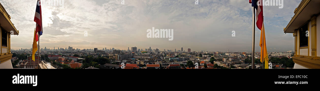 TH00401... THAILAND - Blick auf die Stadt von Bangkok aus goldenen Bergs, Phu Khao Thong, im Stadtteil Banglamphu. Stockfoto